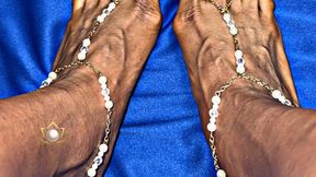 Soft Rhythm — The Goddess Showcases Her New Adornments