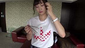 【絶対的美女】21歳【超SSS級】あかりちゃん参上！何と三度も現れた彼女の応募理由は『二度あることは三度ある？』AVのSEXにドハマりしてしまった【極上美女】『そろそろエッチがしたくて&hellip_』全くもってウェルカム！【性に目覚めた美女】恥じらいながらもヤル事ナス事エロ過ぎる！普段はケーキ屋で働く彼女は顔に浴びた精子を全て飲み干す【ド変態】に進化を遂げる！『精子、甘くて美味しい』彼女にとってはケーキより美味しい【精液ごっくん】見逃すな！