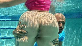 raven got that thick booty!