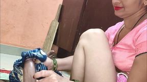 My cute stepbrother share her bedroom with me, i gave him cowgirl riding sex , hindi sex , janvibhabhi