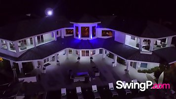 Jessica is the first one to go into the new swingers club and have some fun