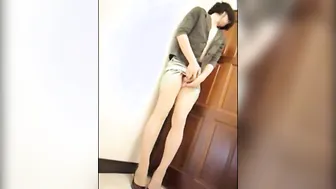 Amateur Japanese crossdresser jerks off on webcam