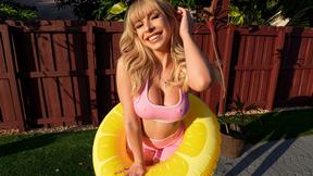 ”Carmen Caliente's Poolside Dream: Dwayne Foxxx Fucks Her”