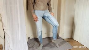 i peed myself in jeans while waiting for the toilet