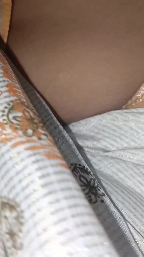 Unforgettable moment from &quot;Married women office romance with malayala saree&quot;