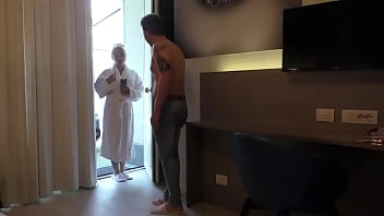 Fucking neighbour on iacuzzi