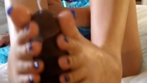 Petite Feet Latina With Blue Toes Stroke a Heavy Cumshot with a Footjob