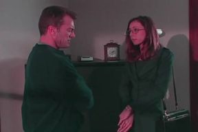 Seductive Brunette in the Bathroom: Passionate Oral Delight