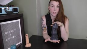 Lily O'Riley Reviewing Medium Apollo by Bad Dragon (SFW)