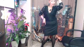 My stepmom is my webcam slut! Immodest dancing, close-up pussy and honest masturbation of a bitch in 45+ format!