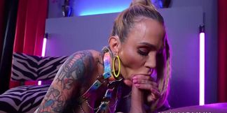 Tattooed busty stepmom Sarah Jessi teases with glam dance before anal fuck