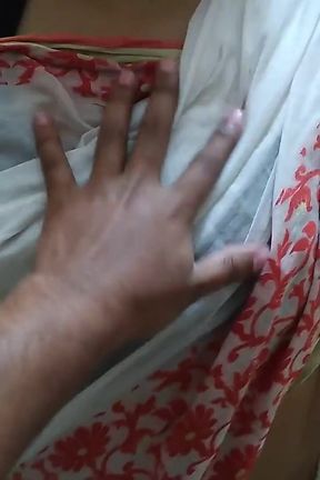 Saudi 60 Year Old Hot Stepmother in Law Fucked by Son in Law in Hotel Room - Cum in the Big Ass