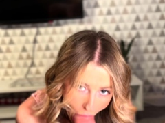 Poppyandzach Hottie Fucks And Gets Creampie On First Date