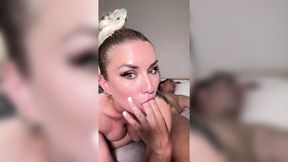 A Blowjob From a Juicy MILF with a Blond Hair