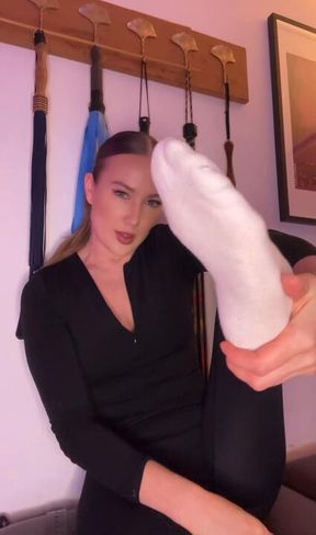 Sweaty foot tease in white socks… until I take them off and call you a Good Boy.