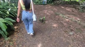 CONOZCO A UNA CHICA EN EL PARQUE Y TERMINA MONTANDO MI VERGA EN UN MOTEL