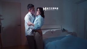 Mature Asian Big-breasted Female Boss Passionate Sex With Young Subordinates