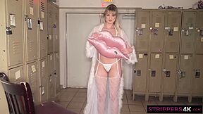 Featuring Amber Moores Skinny Video