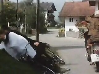 Zwei Daninnen in Lederhosen (1979)