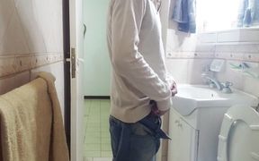 CH. 5 - After My Bath, I Can't Ignore It