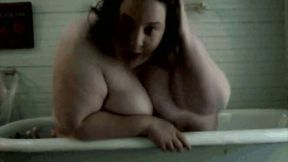 Here I am if you like sexy white mature BBW naked and horny