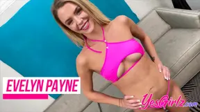 Evelyn Payne worships her big clit with her feet