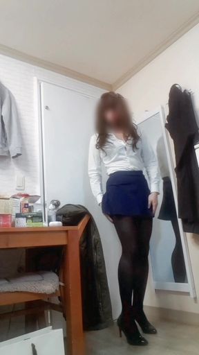 A Naughty College Girl with Big Tits Cut off Her Underwear