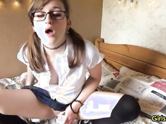 Petite Chick loves dildoing herself for you