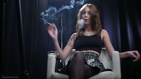 19 Years Old Brunette Is Smoking 100mm White Cigarette