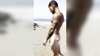 My GIGANTIC FUCKPOLE Exhibition In A PUBLIC BEACH