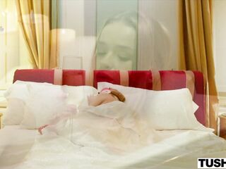 TUSHY Flexible angel Alexa has fantasy DP three-some