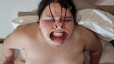 I love it when my man humiliates my face like the submissive whore I am
