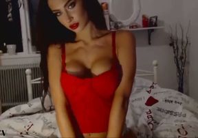 This webcam model is both beautiful and nasty all at once