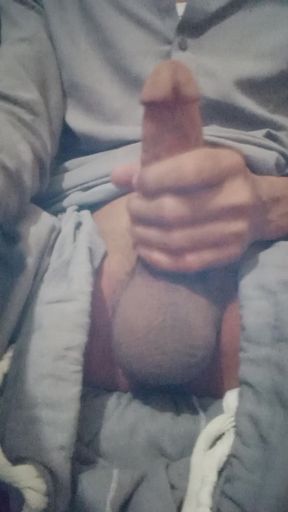 This is my  hot body. Any virgin girl, married woman, wants to suck my body, wants to suck my cock, then you can contact me.