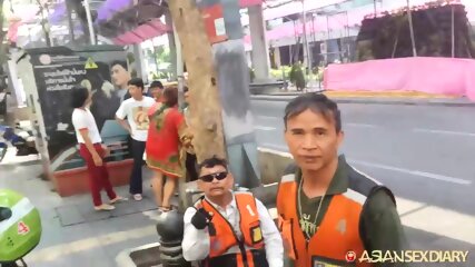 Fresh Mother In Law Seduces Sweet Teen Dad's Friend