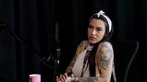 Gosta de fazer um boquete babado, teve o gang bang reverso, j&aacute_ realizou quase todos os fetiches e adora invers&atilde_o - Lexi Mallet (SHEER/RED)