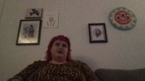 FAT MOMMY X LICKS AND SUCKS HER OWN HUGE TITS