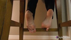 Barefoot Foot Wiggling Under Chair - Kylie Jacobsx - WMV 1080p HD