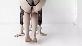 sexy stretching girl worship body