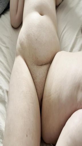 Sugargirlx2 Cums in Front of YOU!