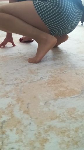 My big-buttocked, turbaned stepmother while cleaning   Clip 1