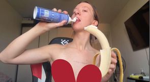 eating food neck fetish
