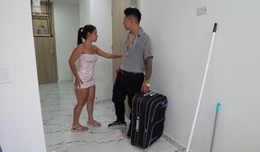 cogiendo con la empleada de limpieza