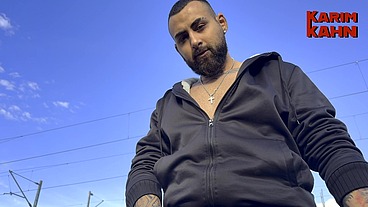 JACKING MY THICK ARAB DICK IN PUBLIC