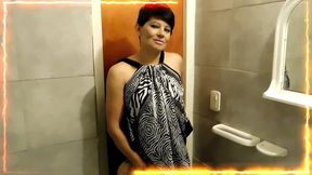 perla lopez-profesora de historia se los coje a todos