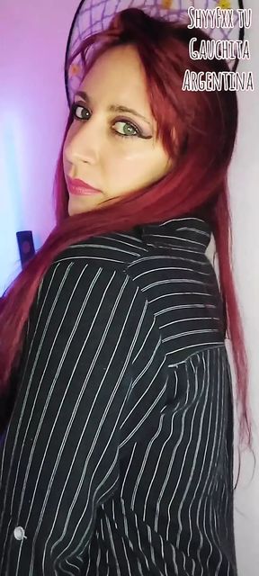 ShyyFxx enters my idol&#039;s dressing room and I offer him a blowjob JOI ROLEPLAY