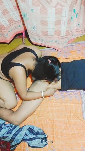 Sexy Yoga Class with Personal Trainer at Home