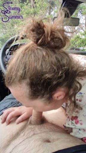 Hitchhiking - I pay my ride with a blowjob
