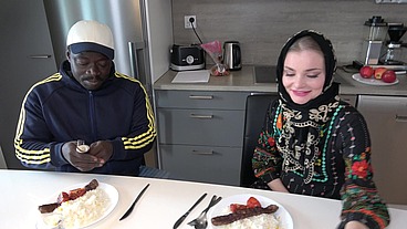 Beautiful Hijabi housewife invited her husband’s BBC friend over for Arabic kebab