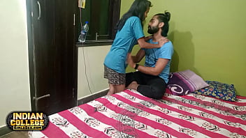 Juicy 18 Year Old Skinny Desi Girlfriend Fucked By Indian Hunk